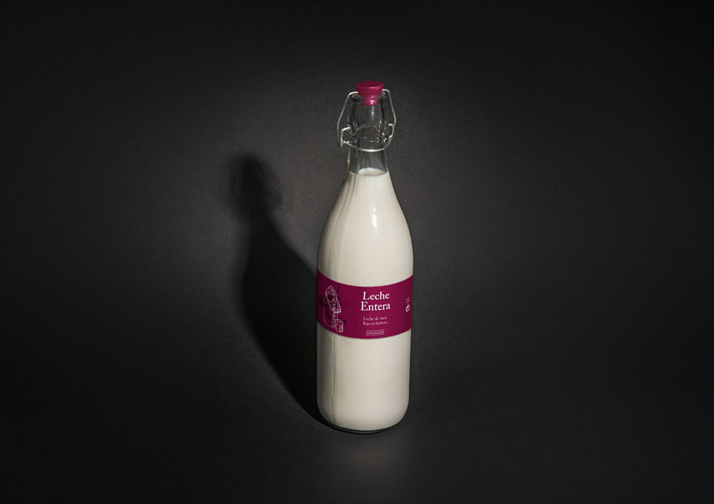 el colmado_packaging_milk_bottle